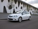 Toyota Auris HSD 2010 года